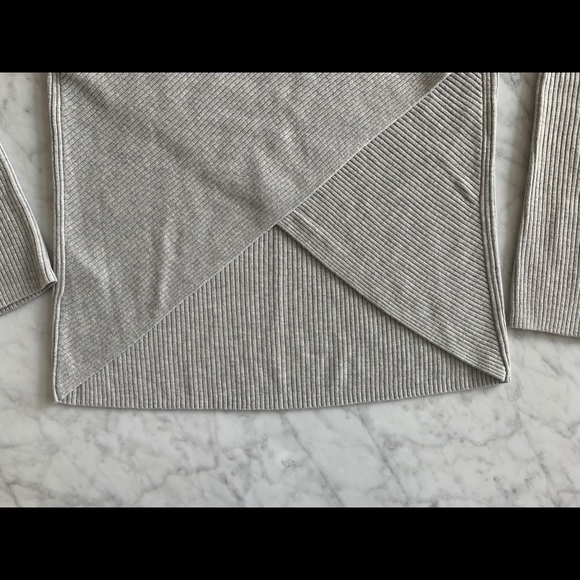 Babaton sweater - Picture 7 of 10